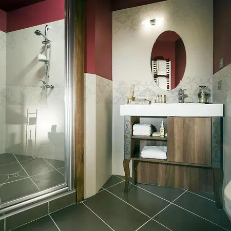 Sleeps 6 Pool Wifi *